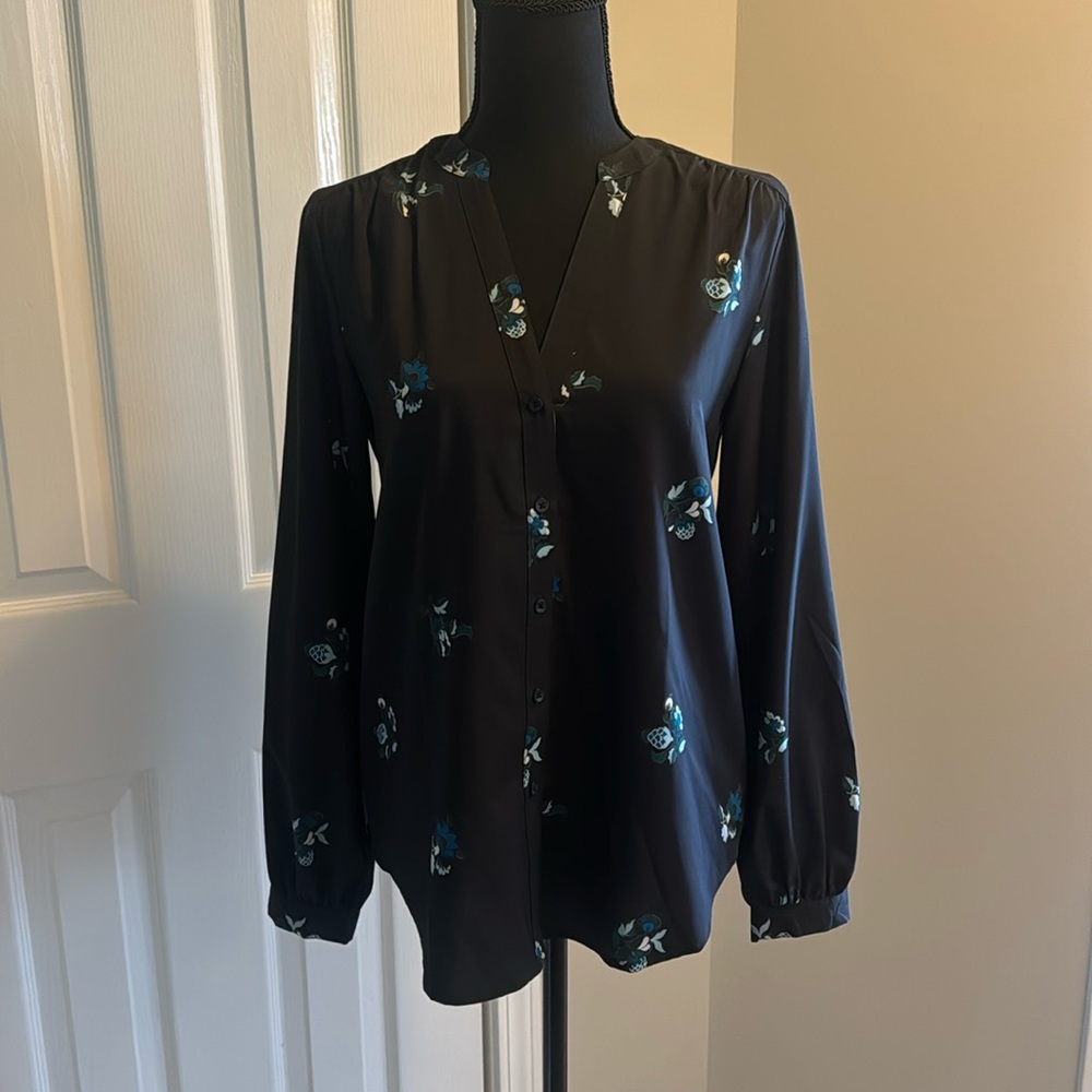 Ann Taylor Factory Button up Blouse XS